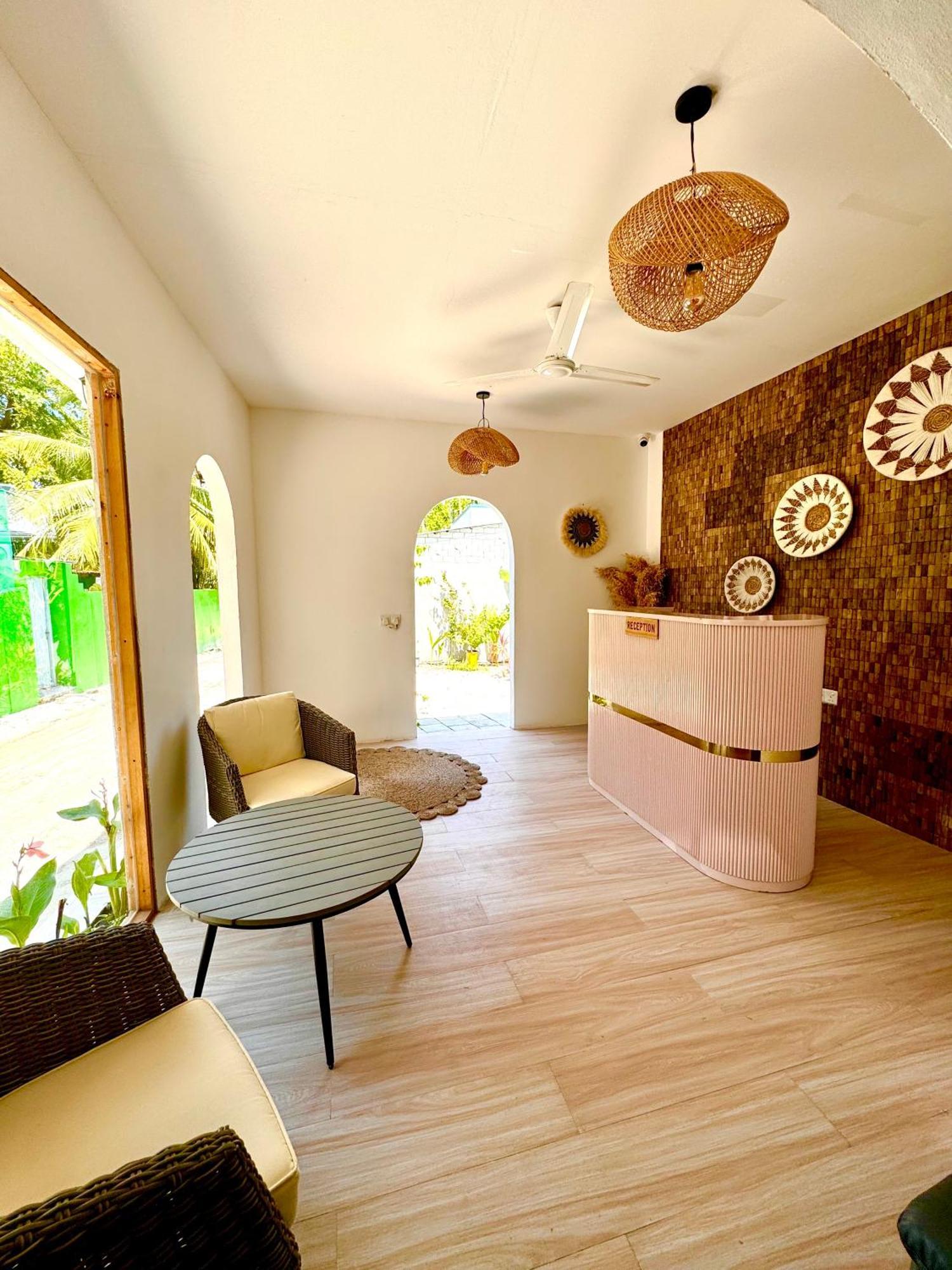 Sands Garden Hotel Thoddoo Exterior foto